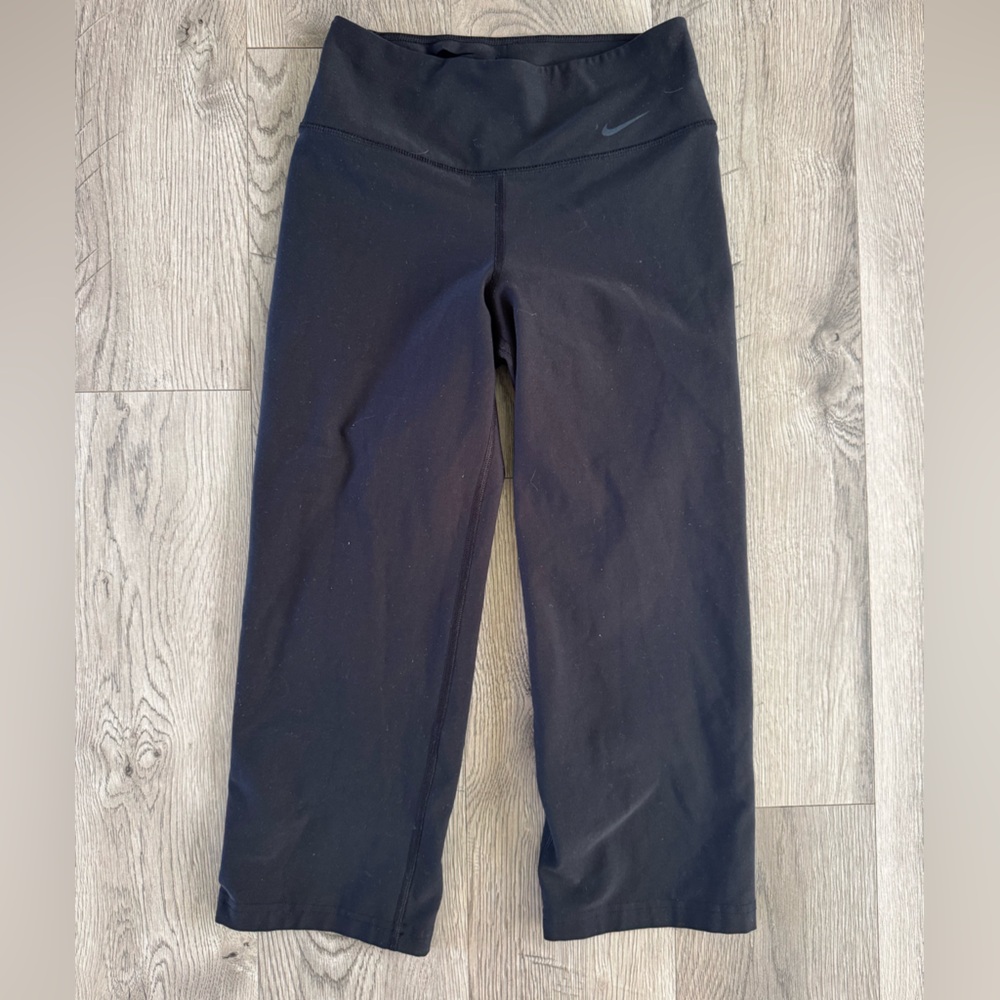 Nike Black Dri-FIT Capri Leggings XS